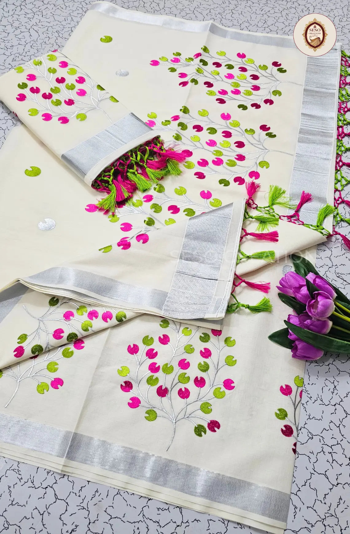 Kerala Cotton Floral Embroidered Saree - Off White